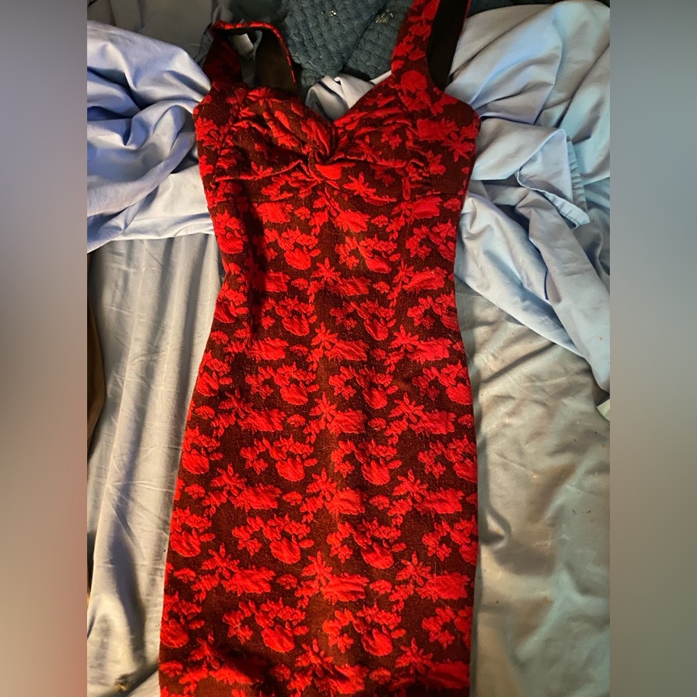 Candie’s dress